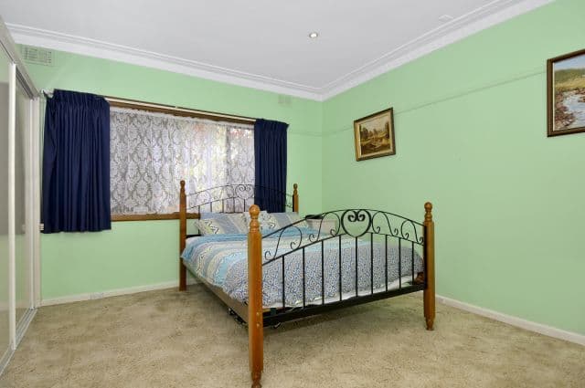 12 Suffolk Street, Reservoir VIC 3073, Reservoir - Thumbnail 6