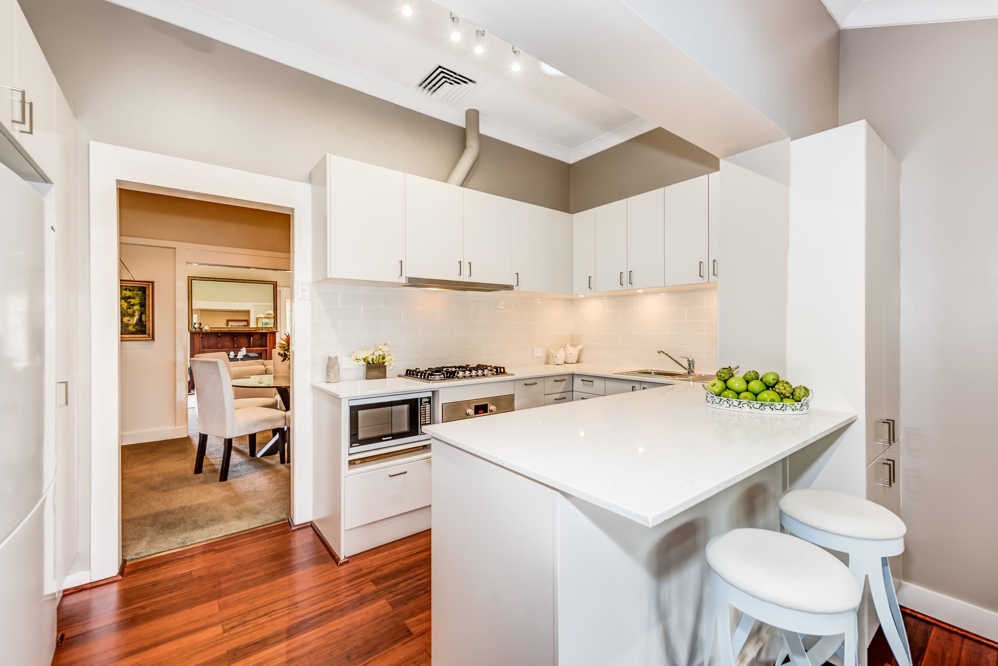 1 Glades Avenue, Gladesville - Thumbnail 4