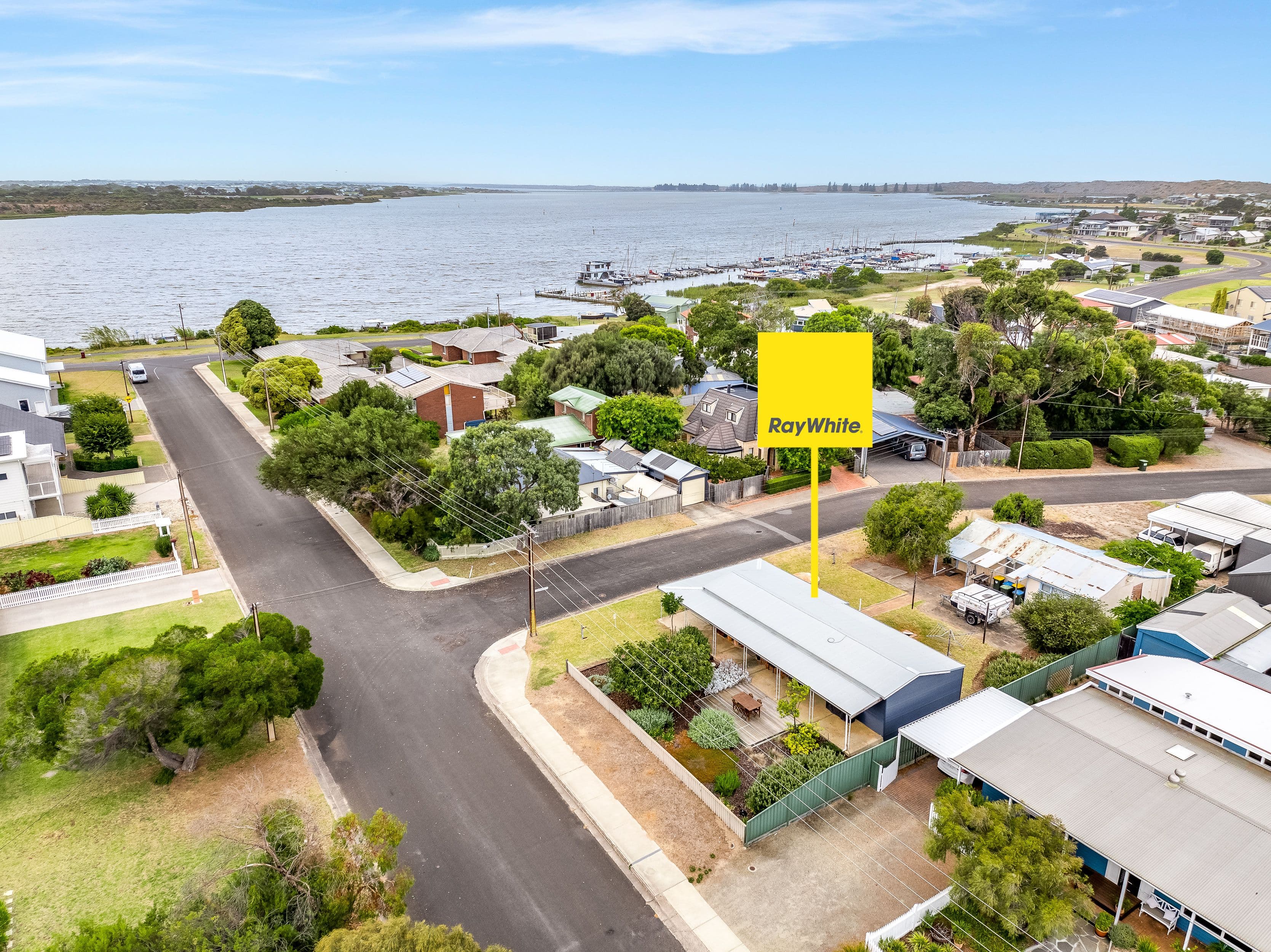 9 Kingdon Place, Goolwa South SA 5214, Goolwa South - Thumbnail 2