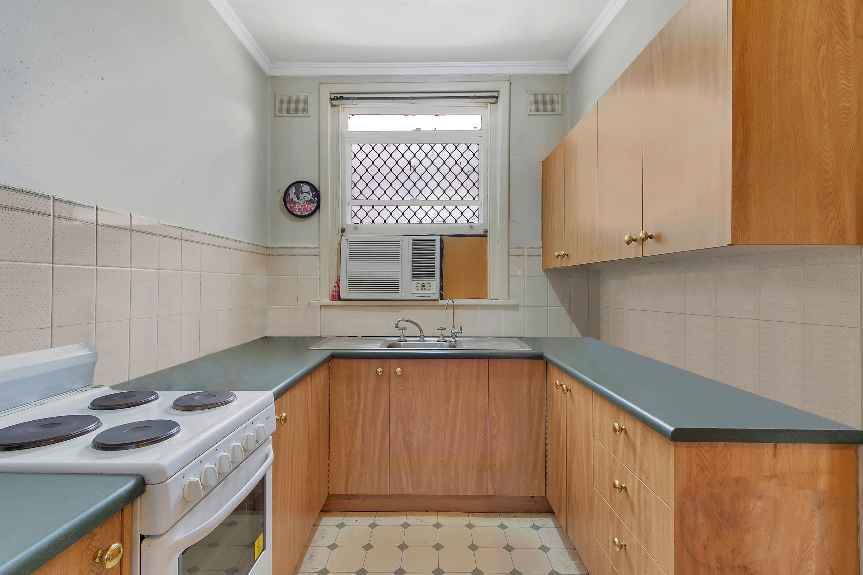36 Knighton Road, Elizabeth North SA 5113, Elizabeth North - Thumbnail 2