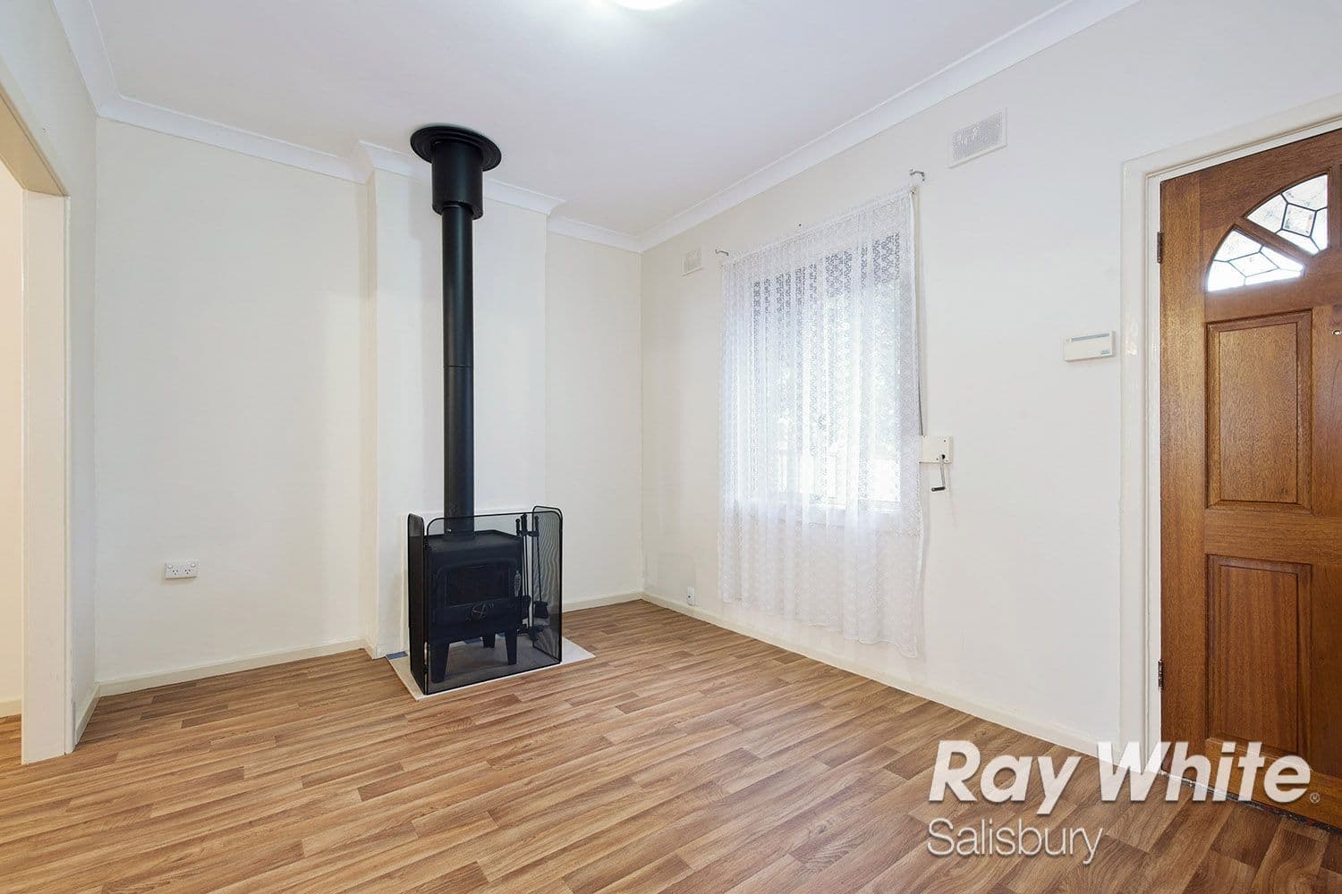 102 Dauntsey Road, Elizabeth North SA 5113, Elizabeth North - Thumbnail 2