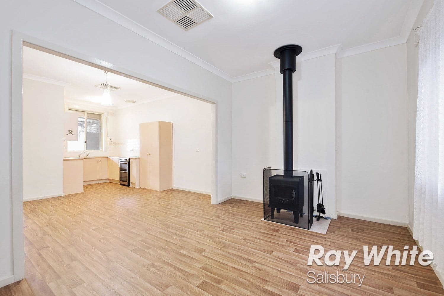 102 Dauntsey Road, Elizabeth North SA 5113, Elizabeth North - Thumbnail 4
