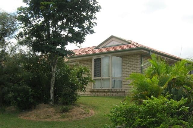 15 Robert South Drive, CRESTMEAD QLD 4132, Crestmead - Image 1