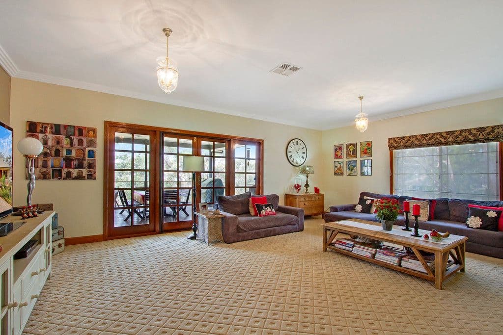 331 Lieutenant Bowen Drive, BOWEN MOUNTAIN NSW 2753, Bowen Mountain - Thumbnail 7