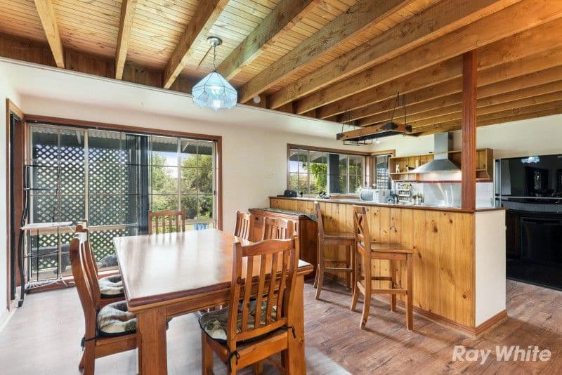 10 Glenbrae Court, Bannockburn VIC 3331, Bannockburn - Thumbnail 3