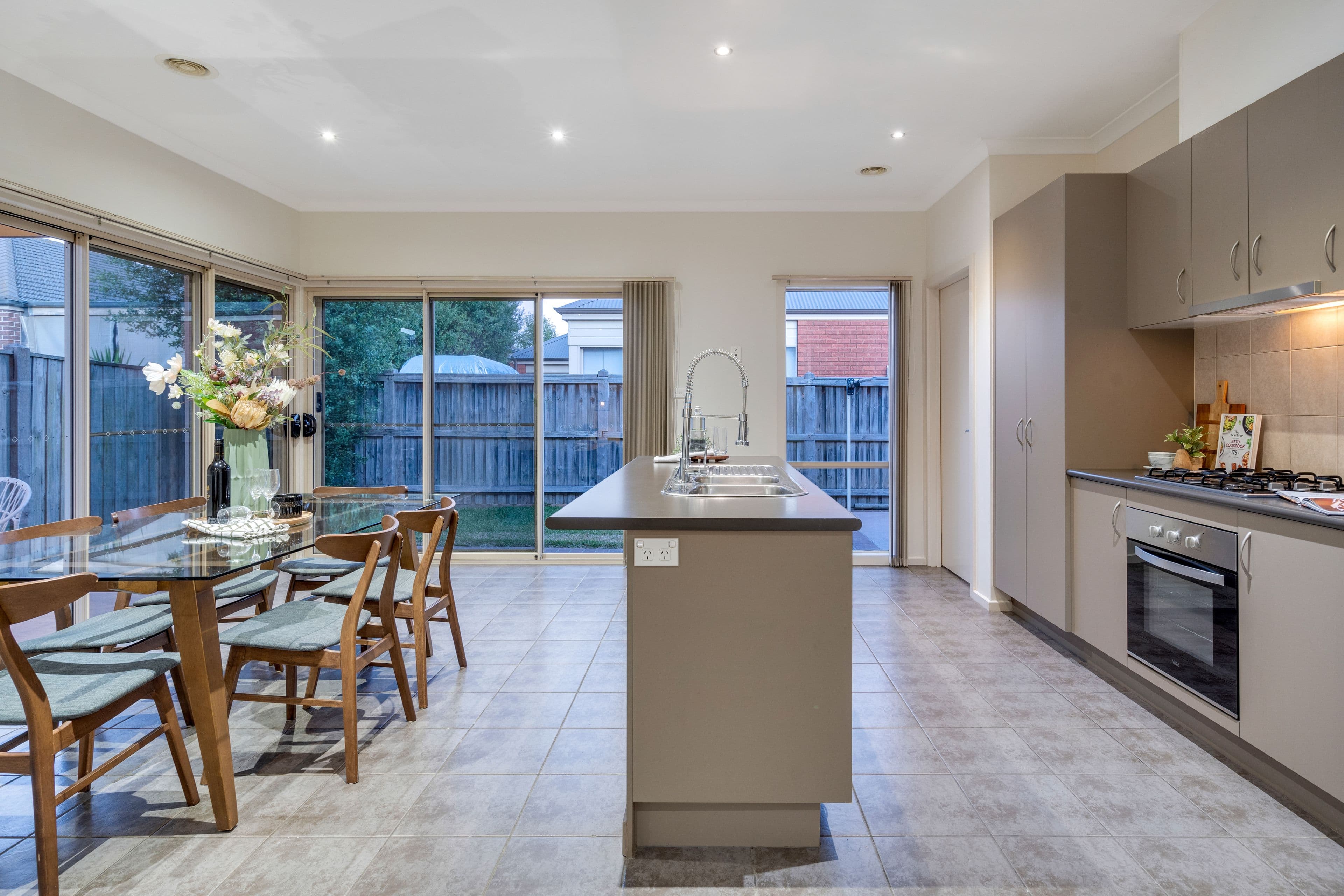 8 Moray Street, Craigieburn VIC 3064, Craigieburn - Thumbnail 8