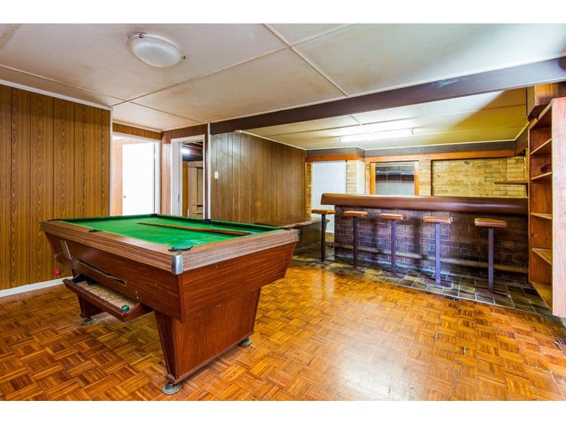 42 Chauvin Street, ROBERTSON QLD 4109, Robertson - Thumbnail 3