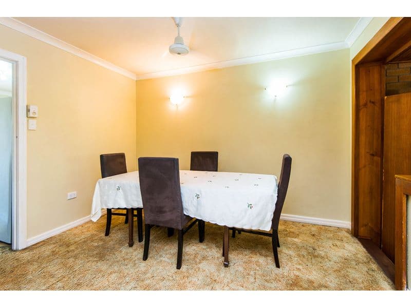 42 Chauvin Street, ROBERTSON QLD 4109, Robertson - Thumbnail 7