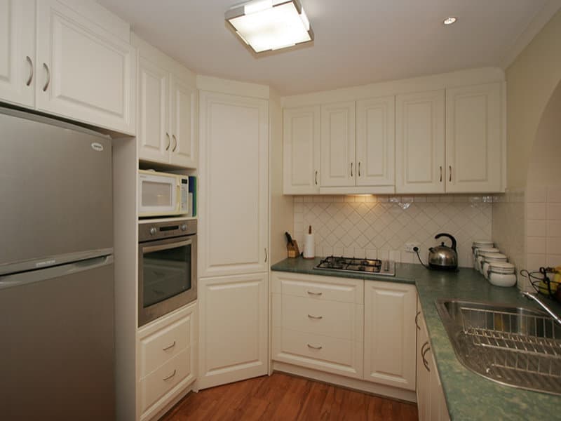 2 Leonard Crescent, Morphett Vale - Thumbnail 2
