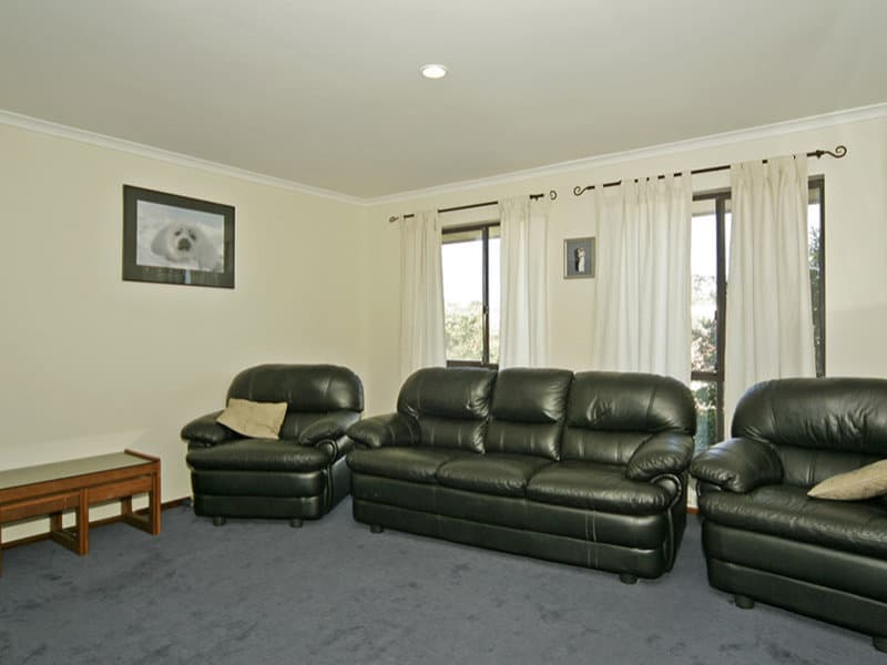 2 Leonard Crescent, Morphett Vale - Thumbnail 5
