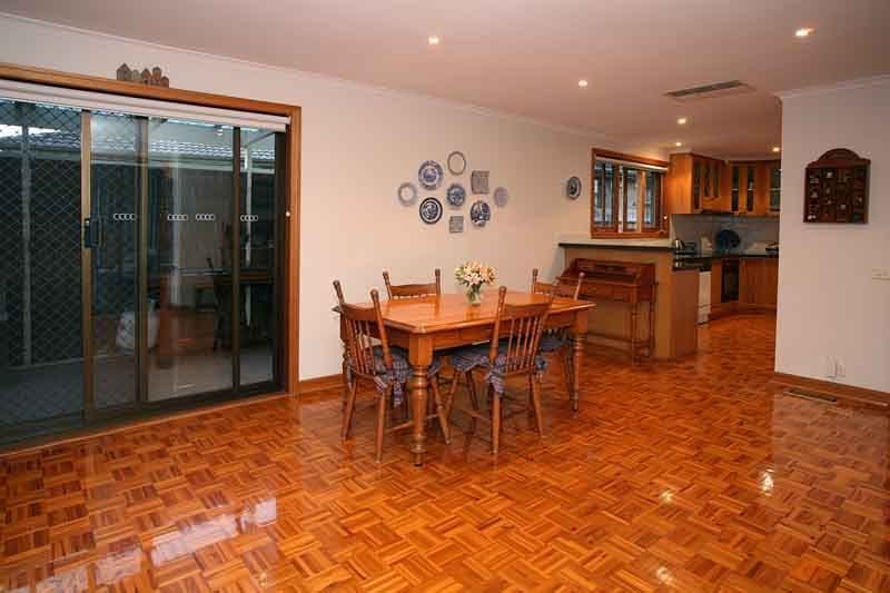 6 Dirigo Drive, WHEELERS HILL VIC 3150, Wheelers Hill - Thumbnail 3