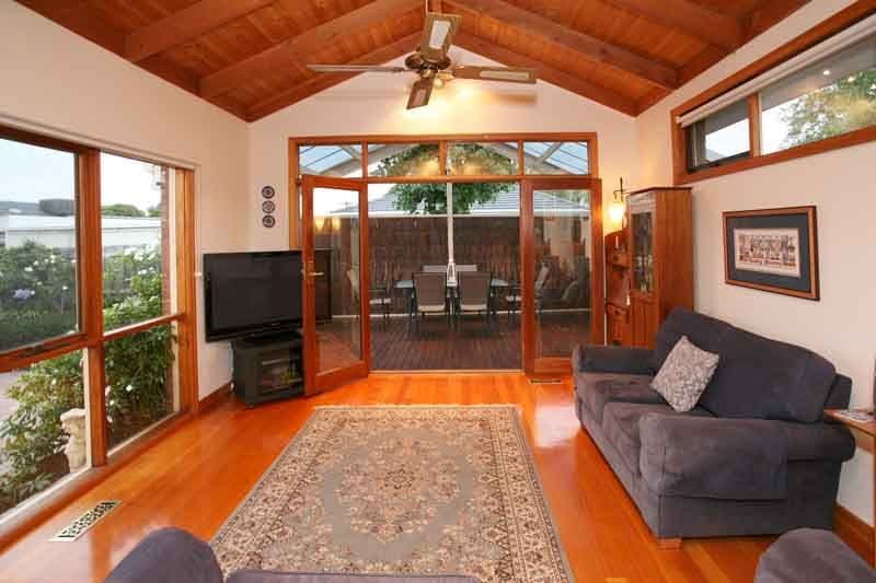 6 Dirigo Drive, WHEELERS HILL VIC 3150, Wheelers Hill - Thumbnail 4