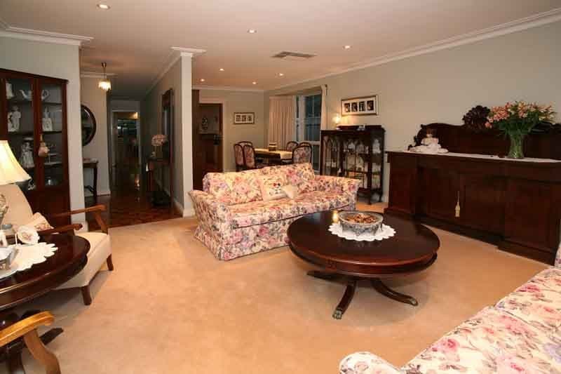 6 Dirigo Drive, WHEELERS HILL VIC 3150, Wheelers Hill - Thumbnail 5