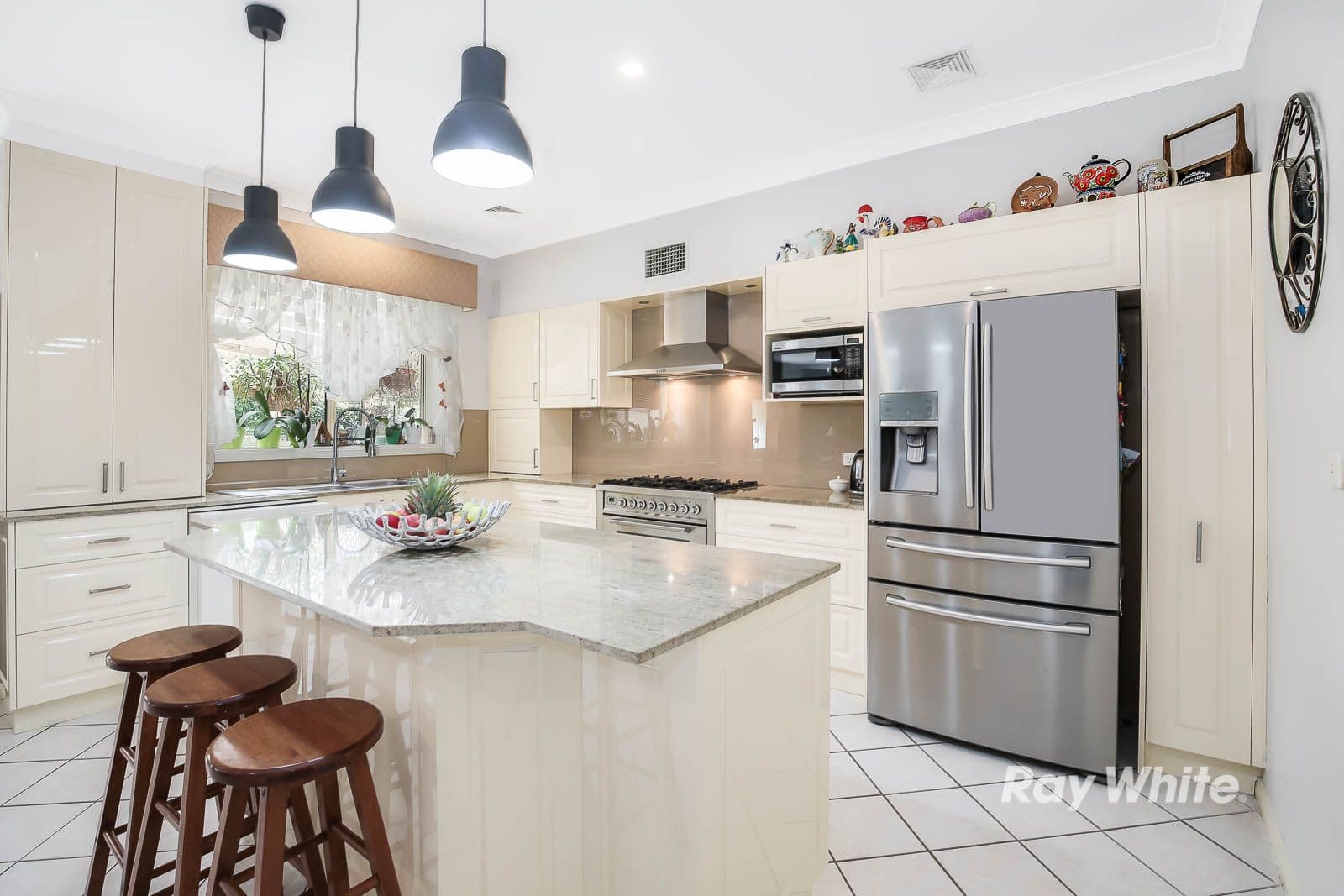 15 Cobblers Close, Kellyville - Thumbnail 4