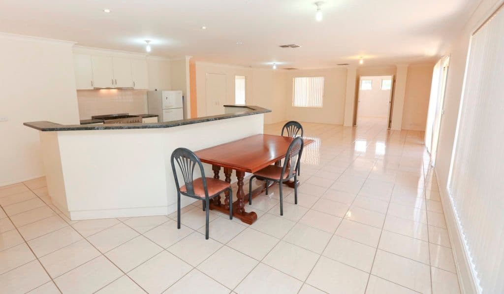 665 Koorlong Avenue, IRYMPLE VIC 3498, Irymple - Thumbnail 2