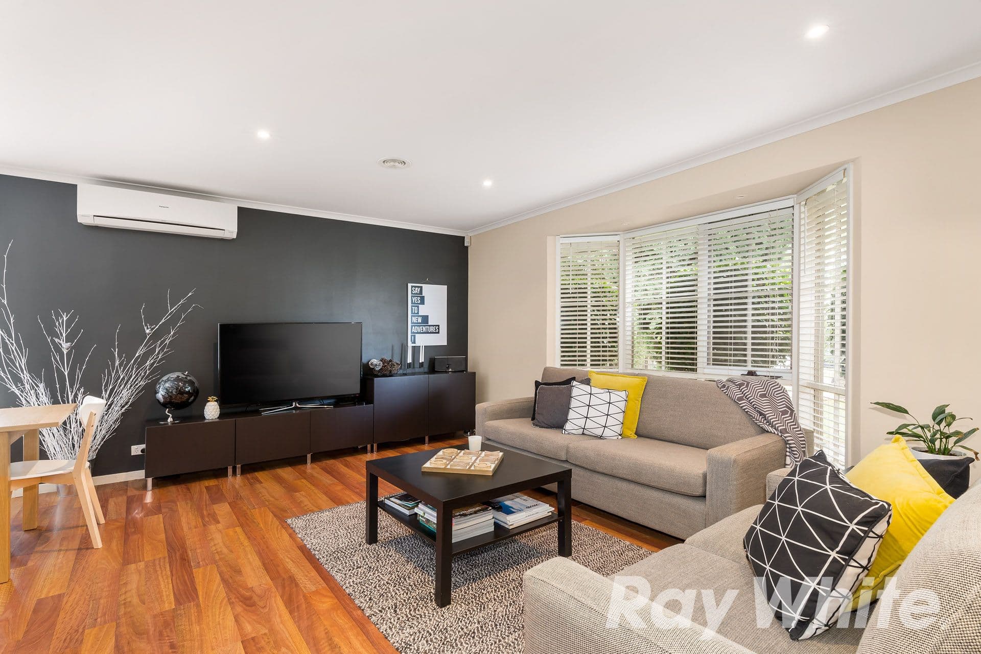 17 Erskine Drive, Rowville VIC 3178, Rowville - Thumbnail 2