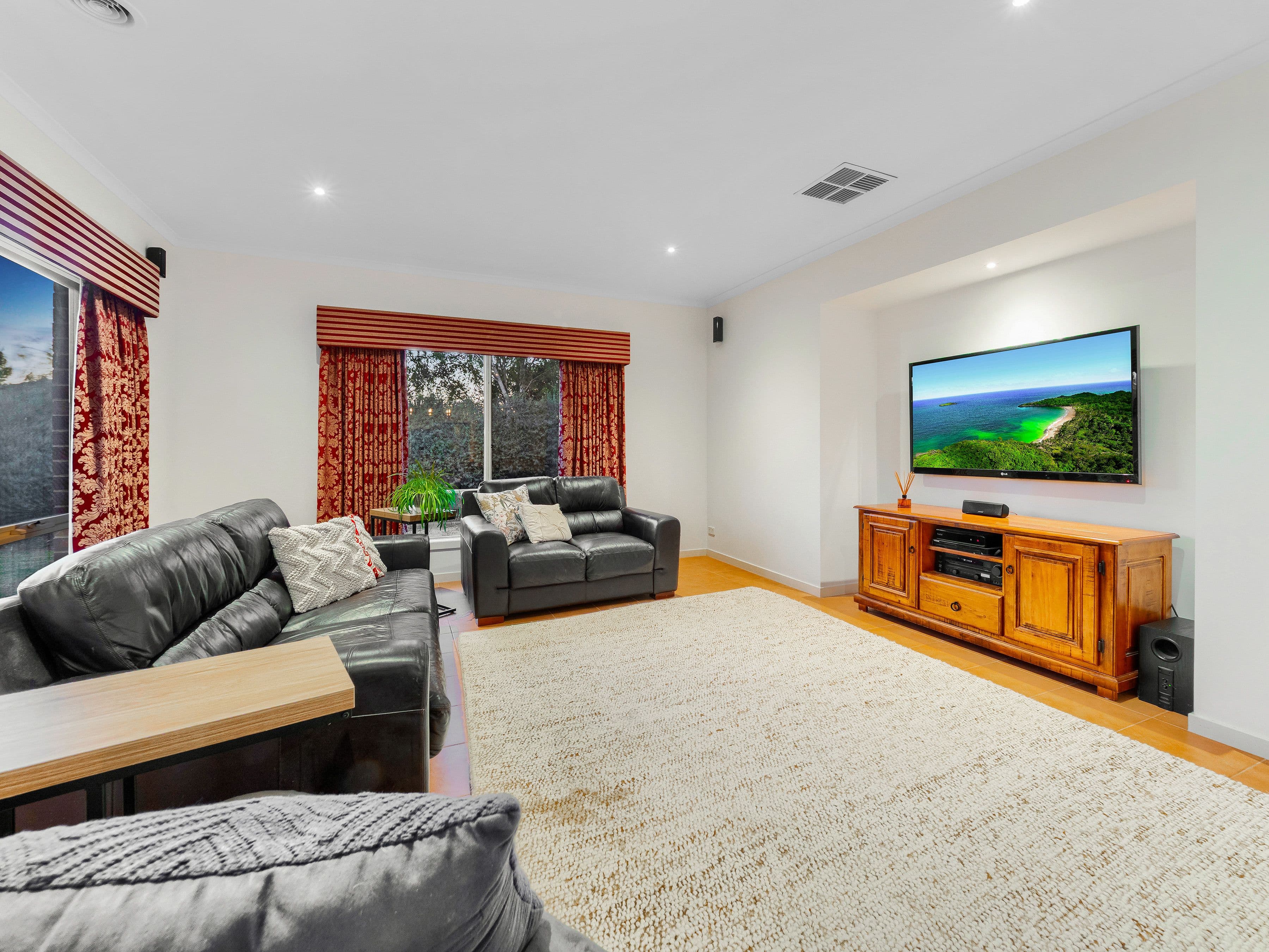 14 Forest Oak Court, Cranbourne VIC 3977, Cranbourne - Thumbnail 5