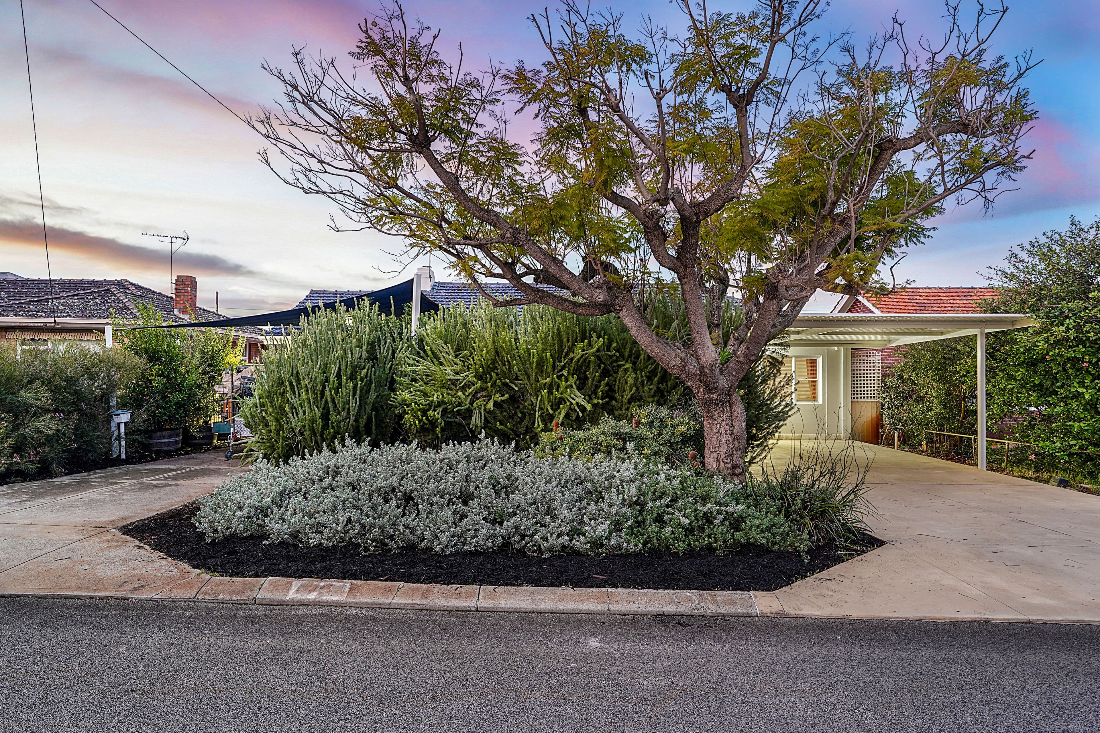 70 Valerie Street, Dianella WA 6059, Dianella - Thumbnail 2