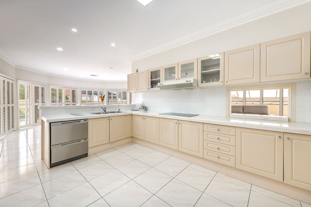 131 Morala Avenue, Runaway Bay QLD 4216, Runaway Bay - Thumbnail 5