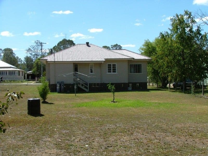 5 John Street, CROWS NEST QLD 4355, Crows Nest - Thumbnail 2
