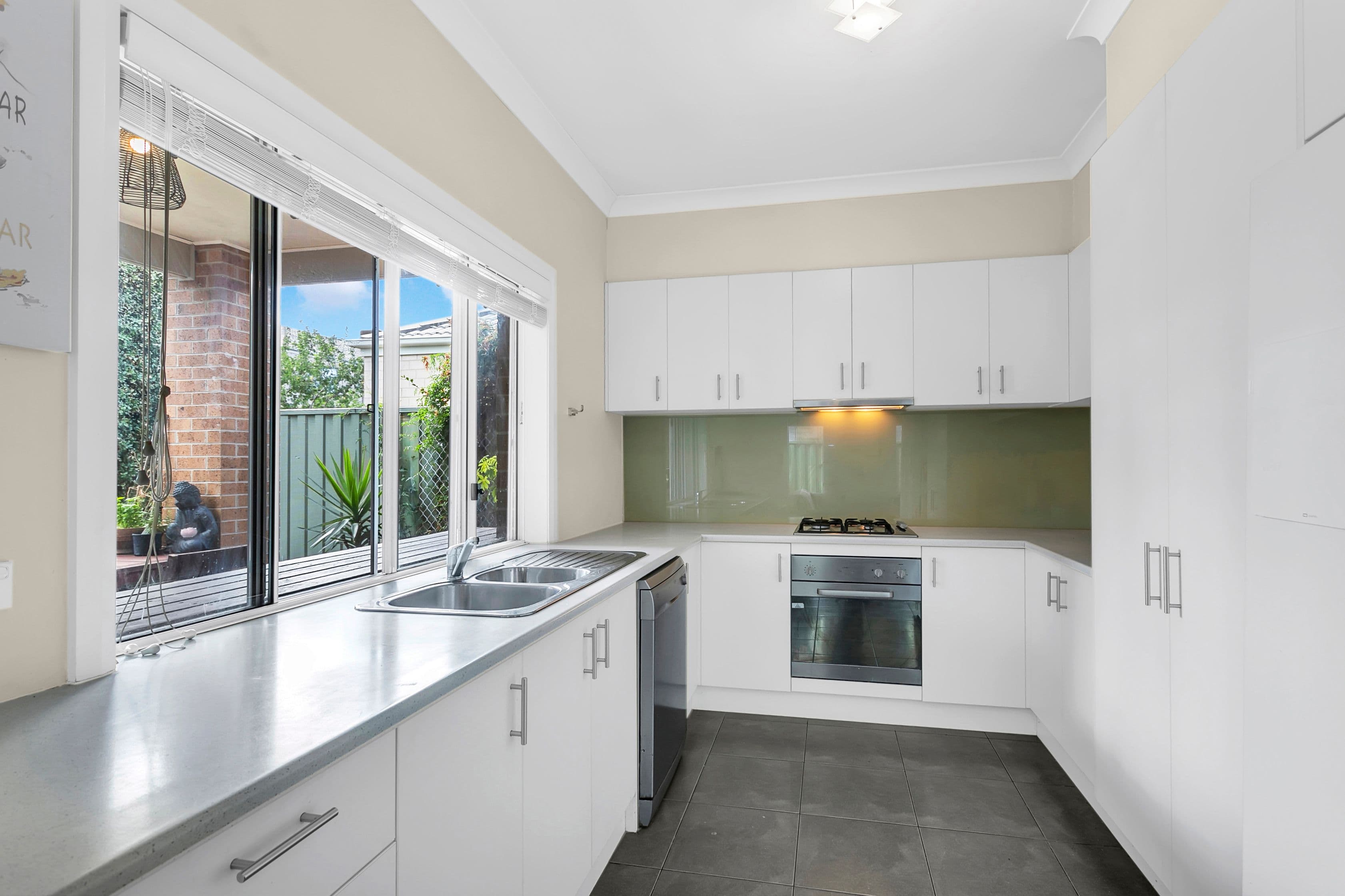 78 Dusseldorp Avenue, Pakenham VIC 3810, Pakenham - Thumbnail 2