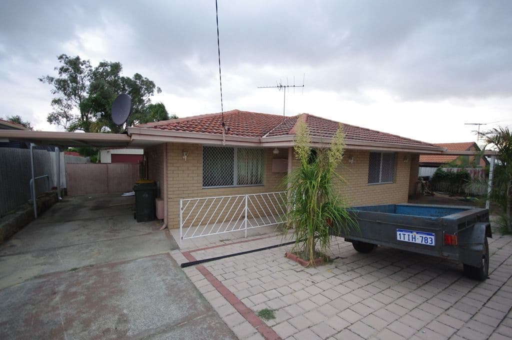 16 Hurlston Way, KOONDOOLA WA 6064, Koondoola - Image 1