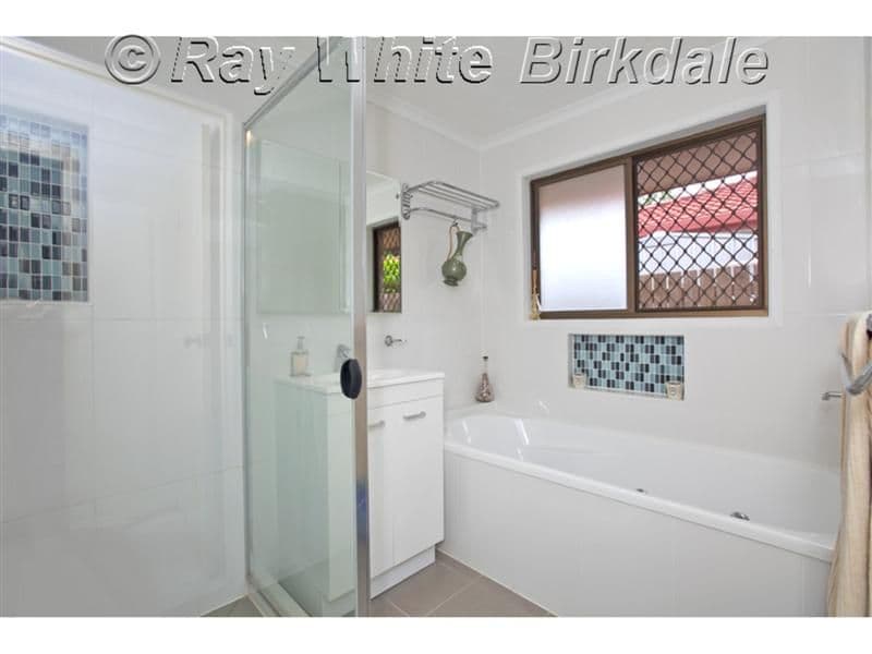 71 Cumberland Drive, ALEXANDRA HILLS QLD 4161, Alexandra Hills - Thumbnail 4