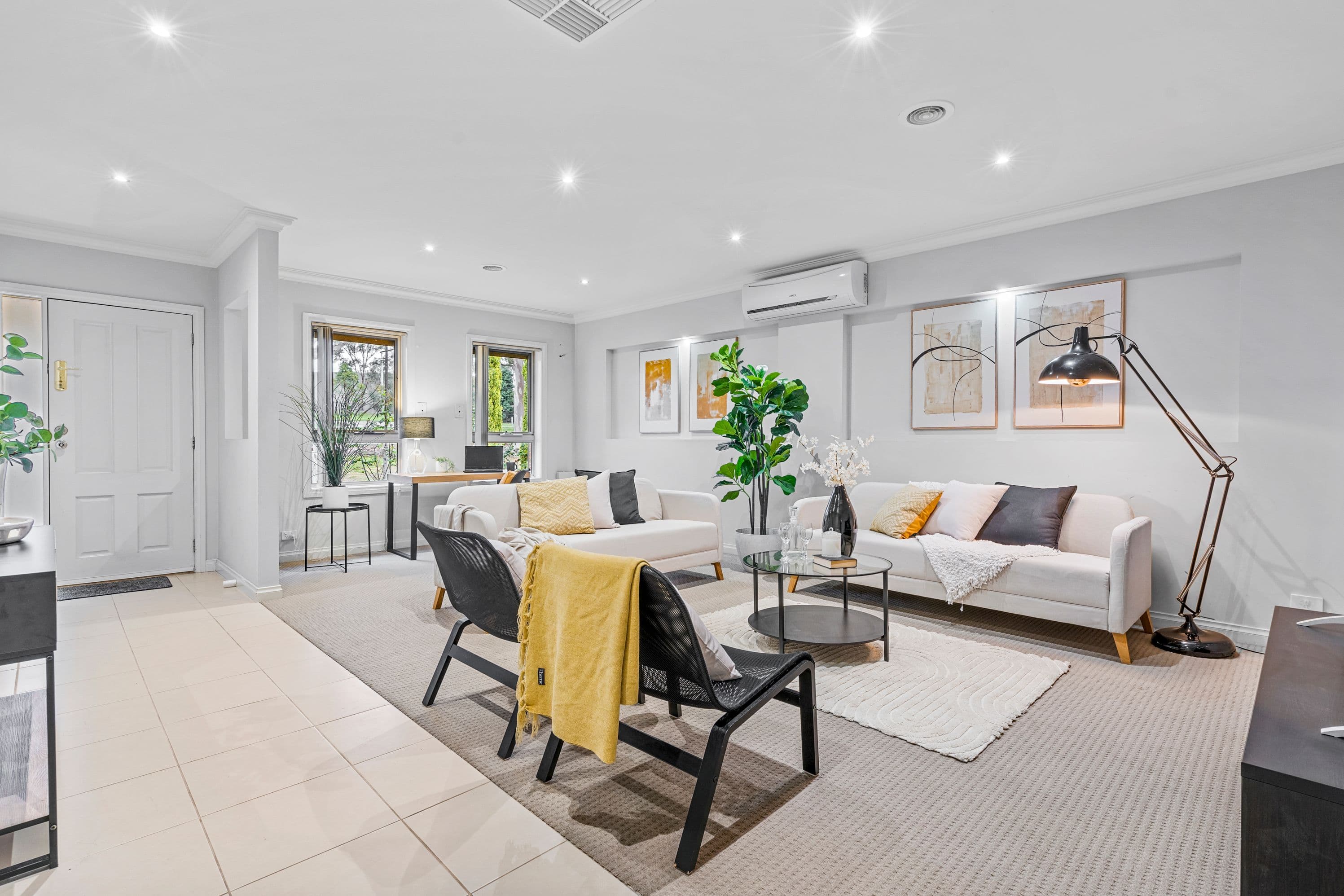 17 Carinya Crescent, South Morang VIC 3752, South Morang - Thumbnail 3