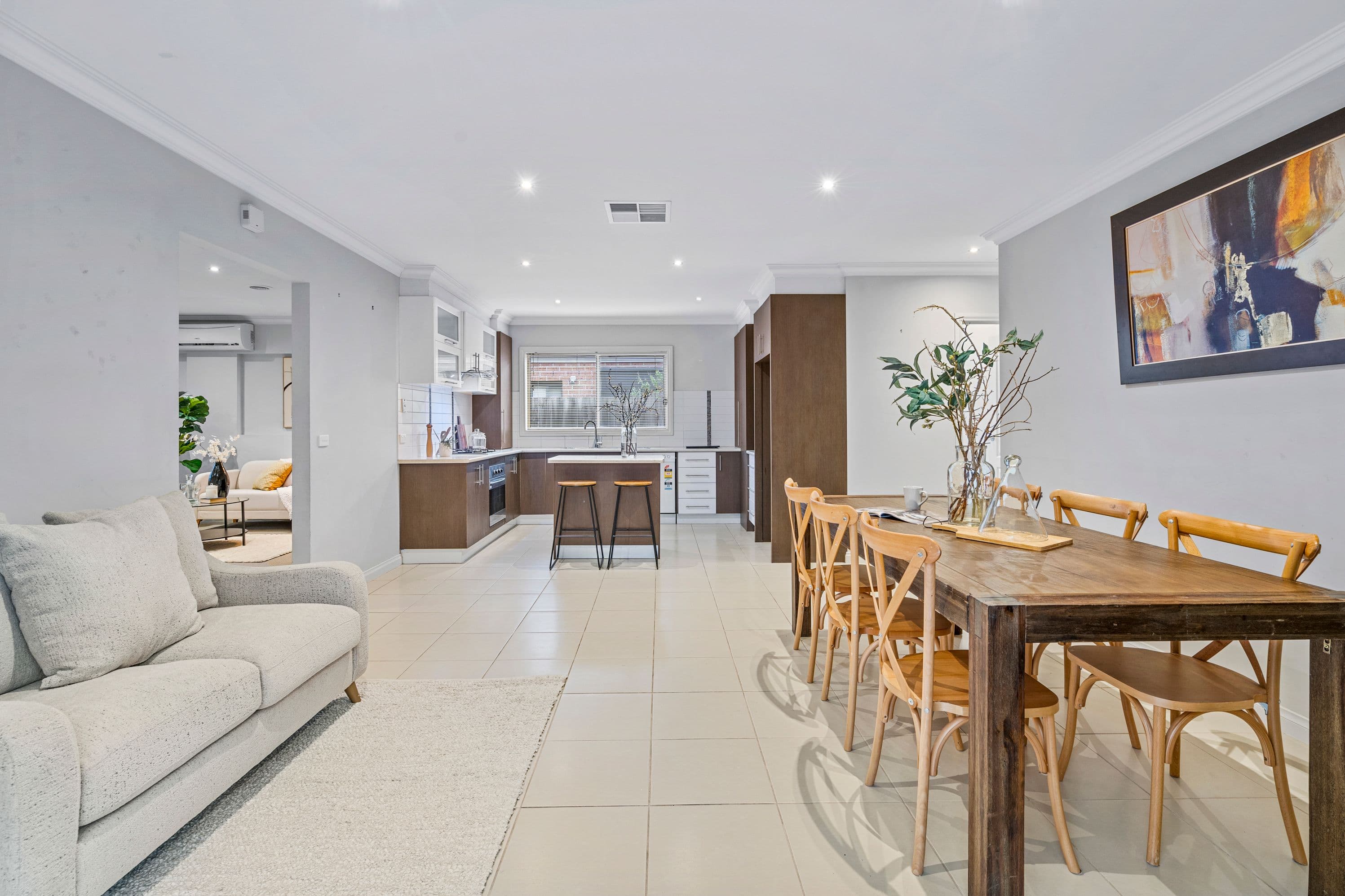 17 Carinya Crescent, South Morang VIC 3752, South Morang - Thumbnail 4