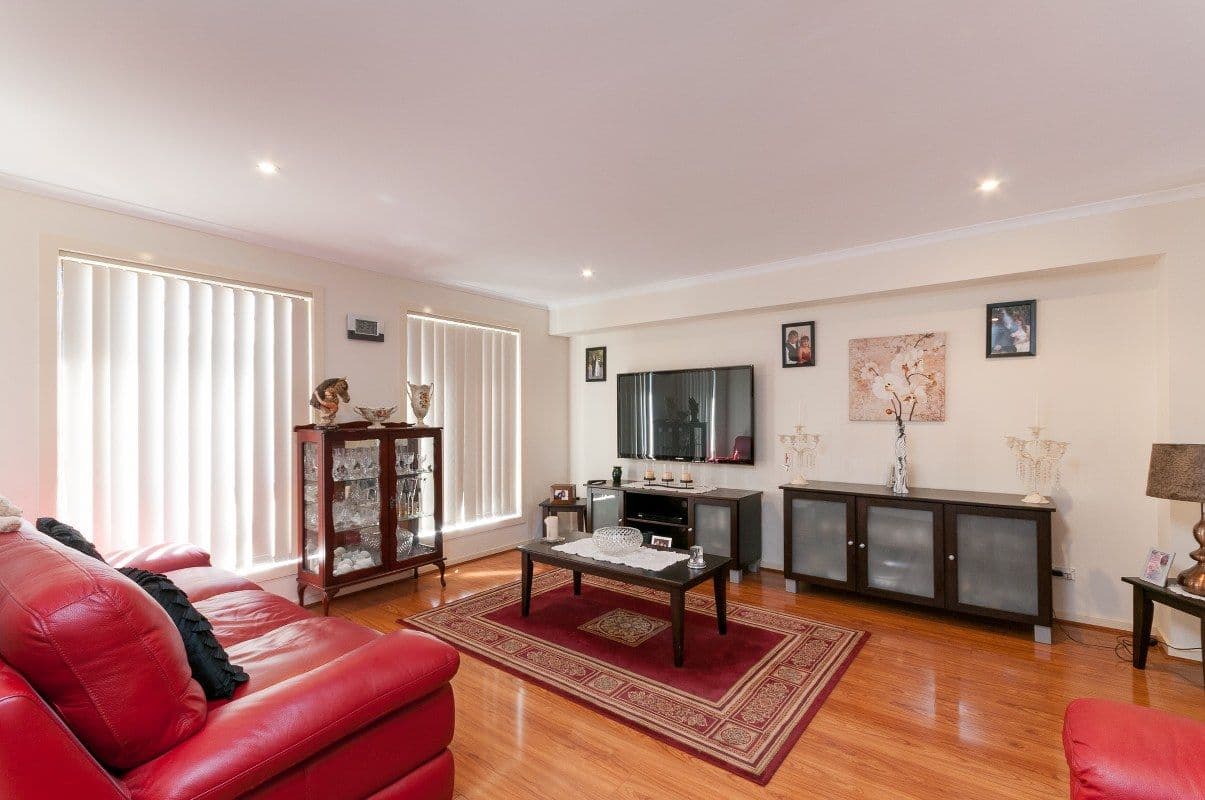 35 Hamilton Street, CRAIGIEBURN VIC 3064, Craigieburn - Thumbnail 3
