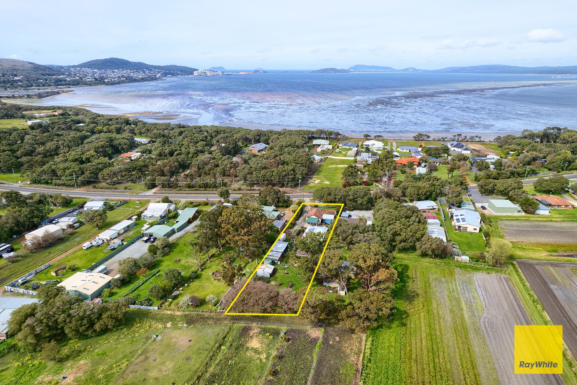 152 Frenchman Bay Road, Robinson WA 6330, Robinson - Image 1
