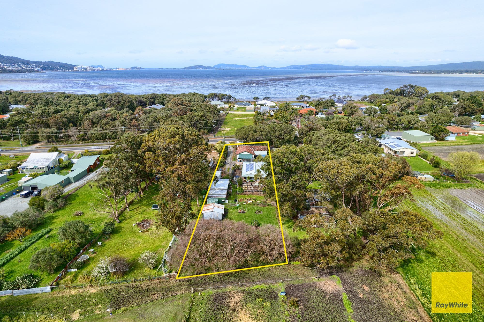 152 Frenchman Bay Road, Robinson WA 6330, Robinson - Thumbnail 5