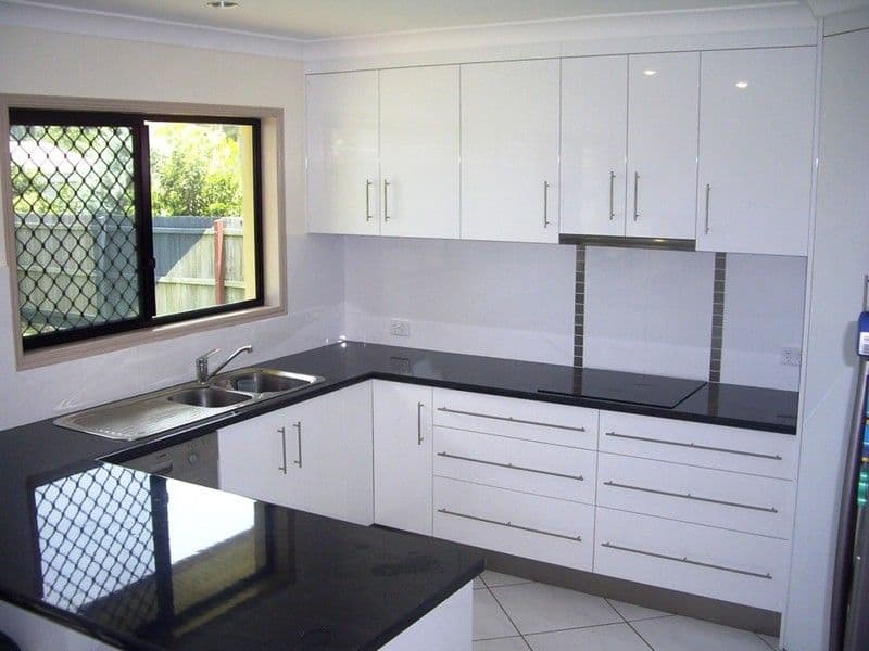 96 Avenell Street, AVENELL HEIGHTS QLD 4670, Avenell Heights - Thumbnail 2