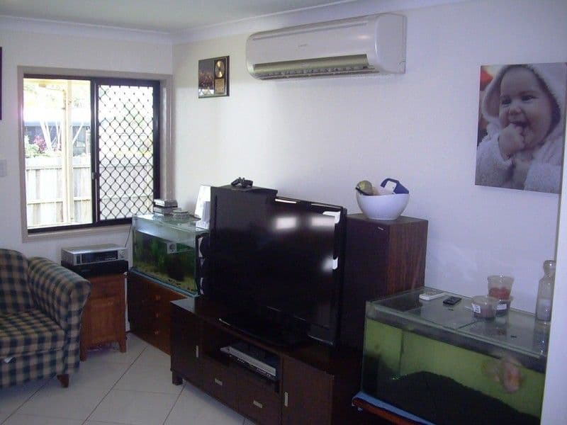 96 Avenell Street, AVENELL HEIGHTS QLD 4670, Avenell Heights - Thumbnail 3