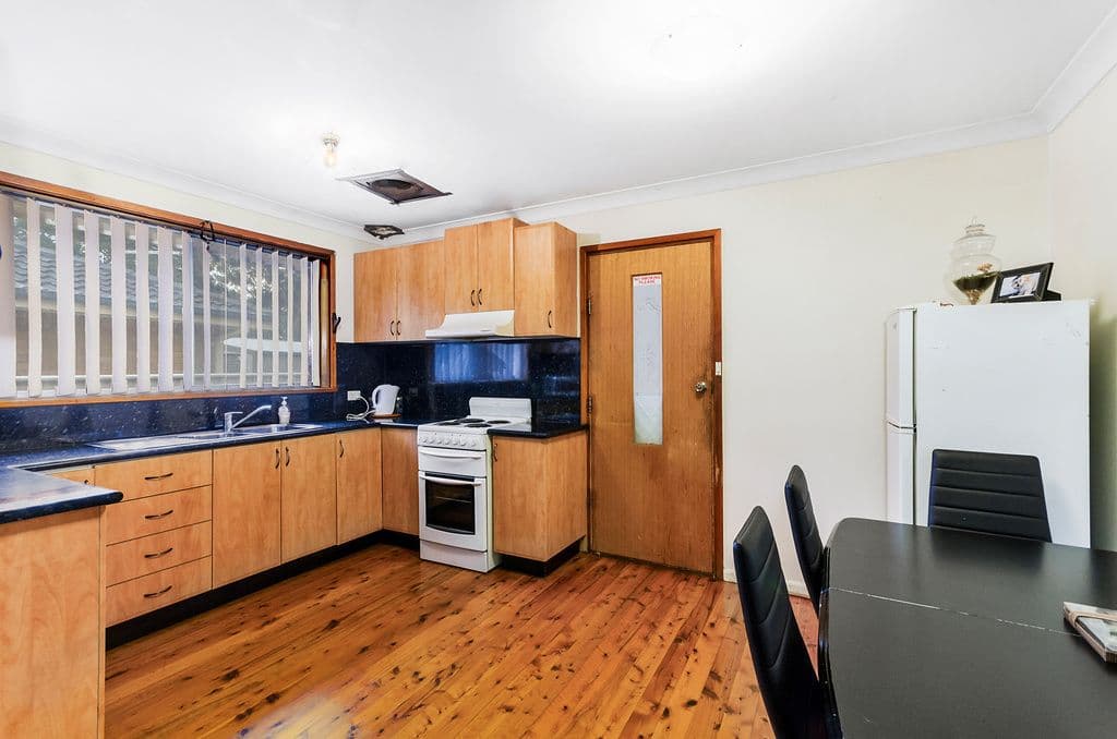 73 Devonshire Crescent, Oak Flats NSW 2529, Oak Flats - Thumbnail 3