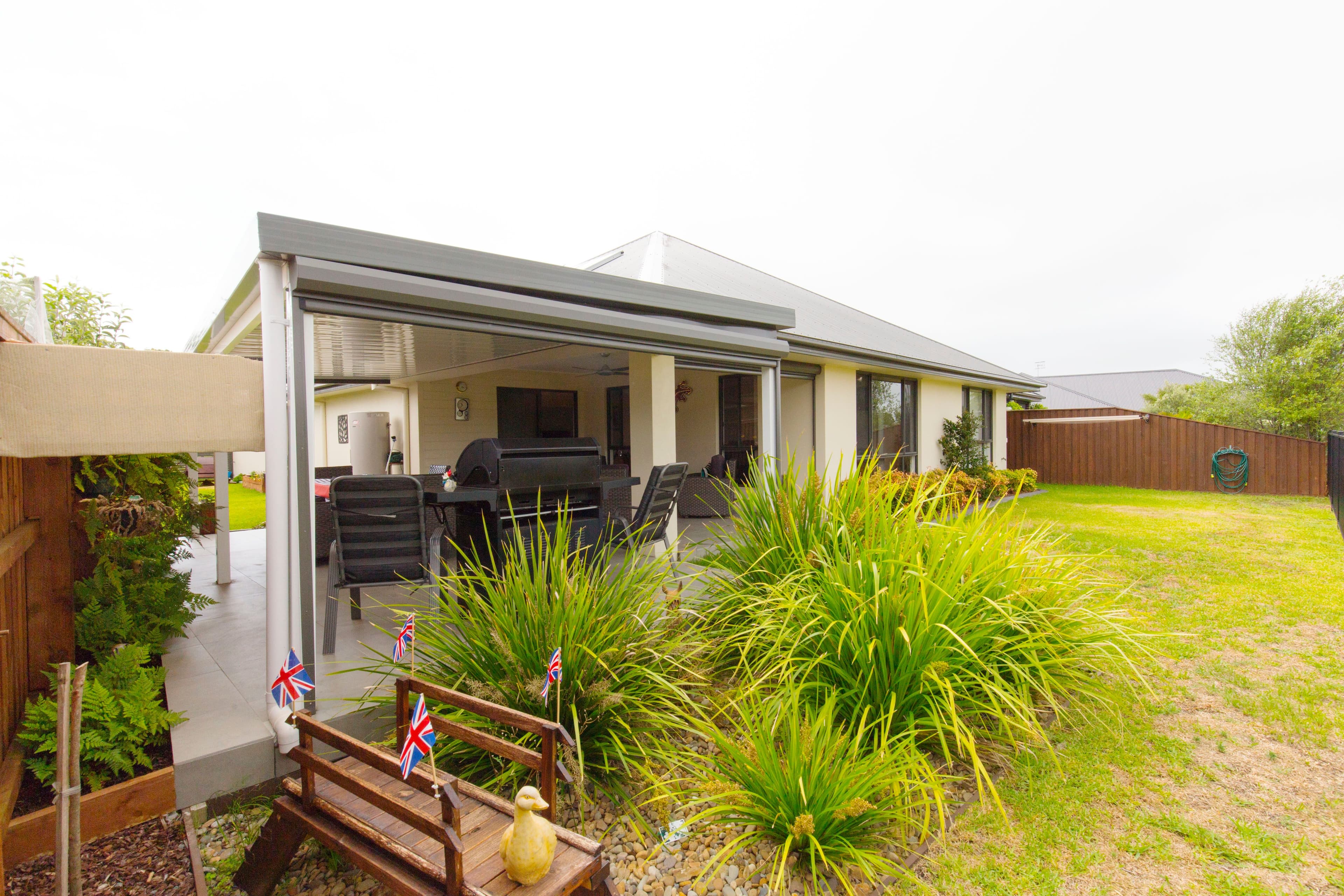 19 Leeward Circuit, Tea Gardens - Thumbnail 3