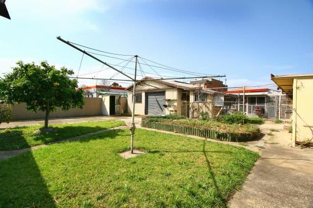 11  Antrim Avenue, WARILLA NSW 2528, Warilla - Thumbnail 2