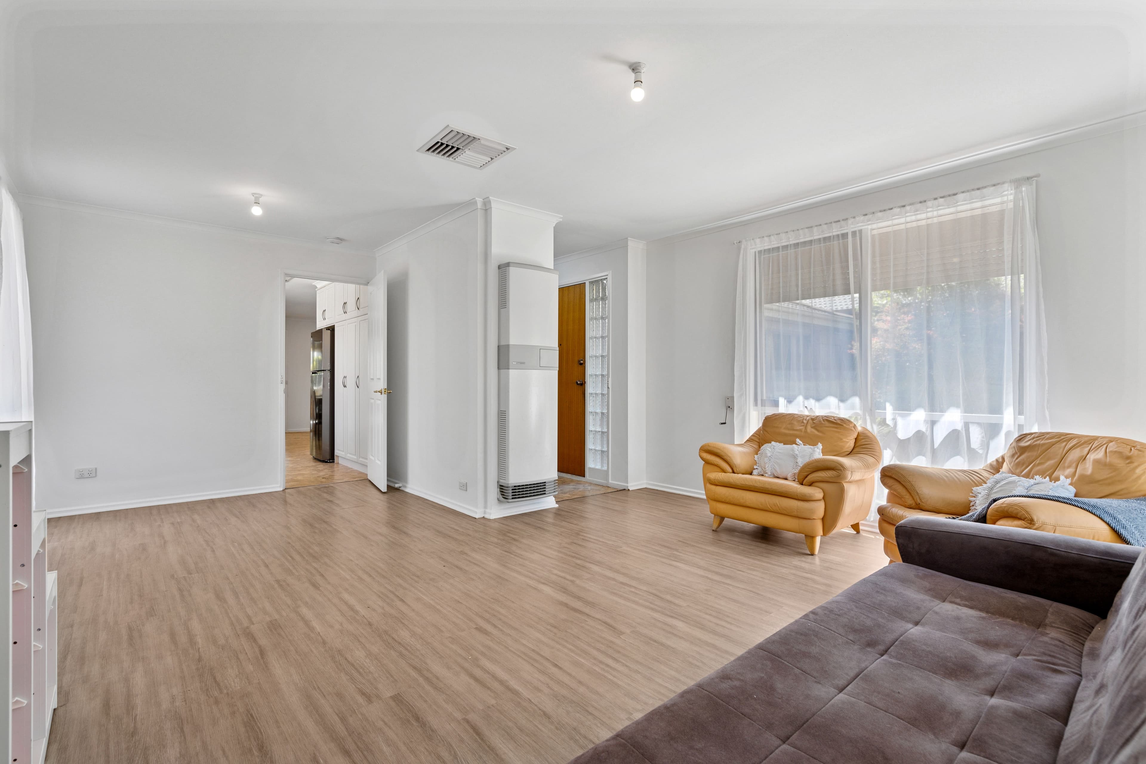 10 Tyson Avenue, Trott Park SA 5158, Trott Park - Thumbnail 3