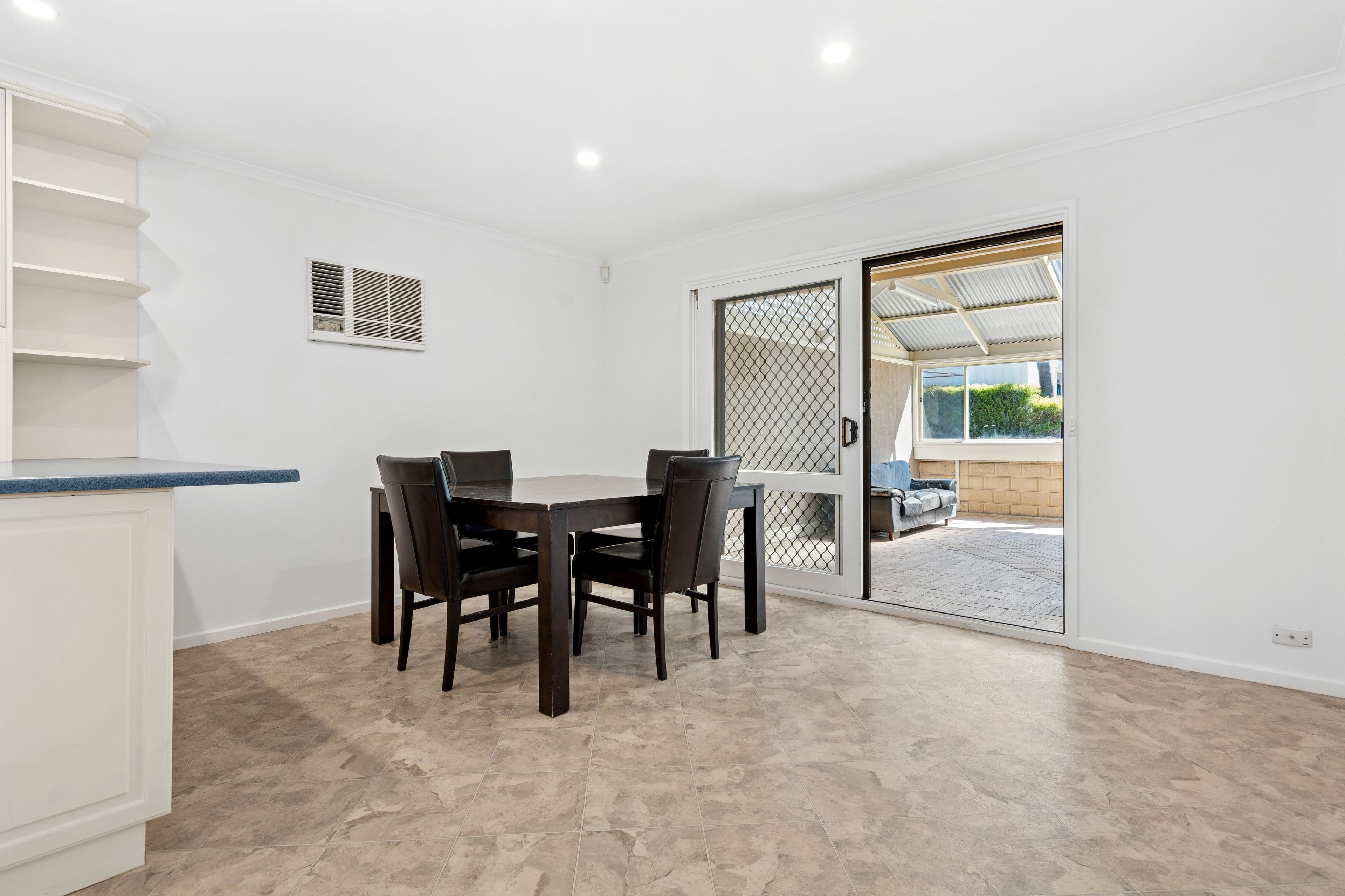 10 Tyson Avenue, Trott Park SA 5158, Trott Park - Thumbnail 7