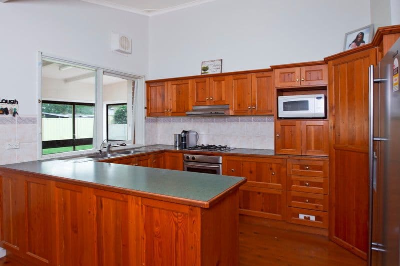 5 Kahlua Crescent, BOMADERRY NSW 2541, Bomaderry - Thumbnail 4