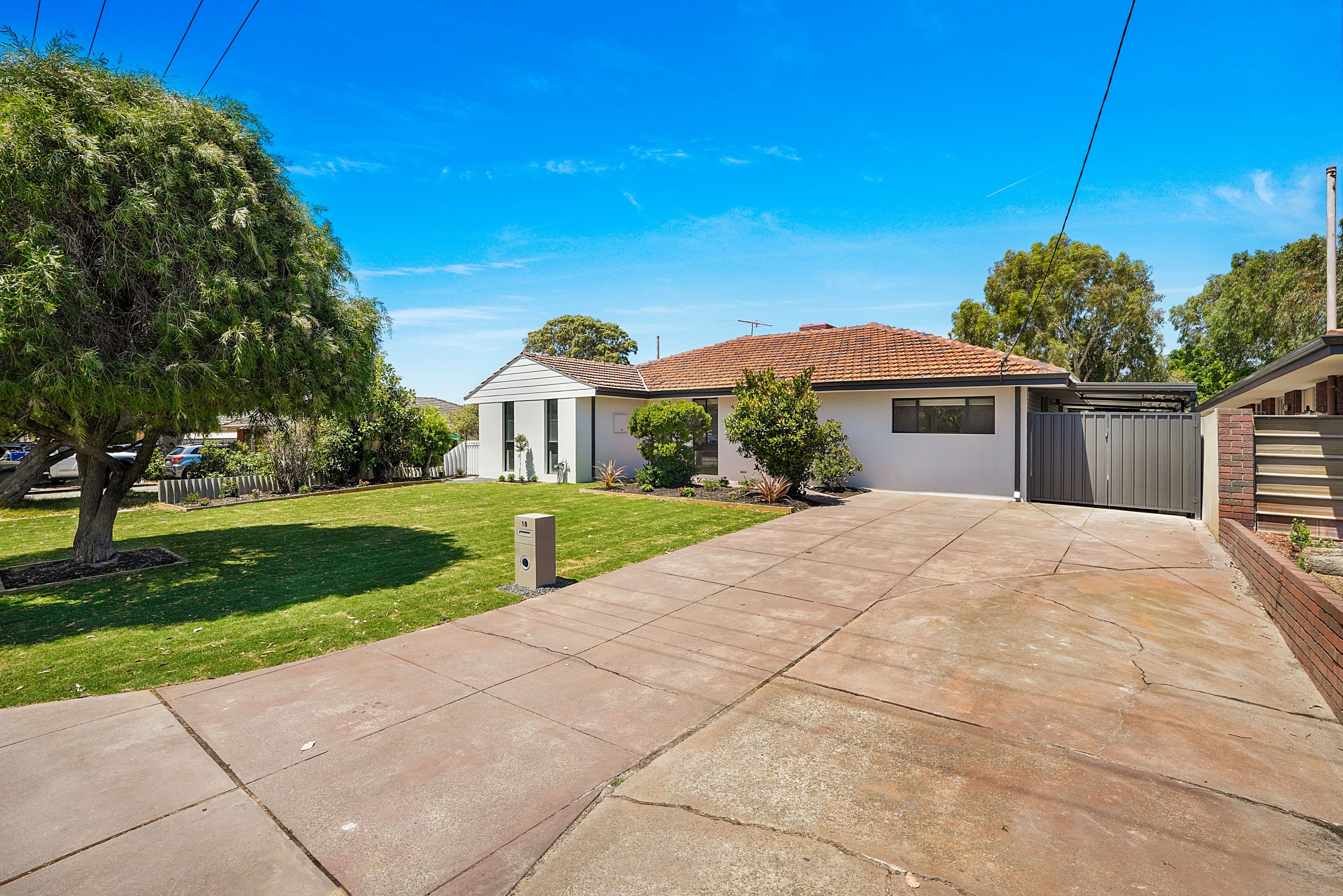 18 Elton Place, Stirling WA 6021, Stirling - Thumbnail 2