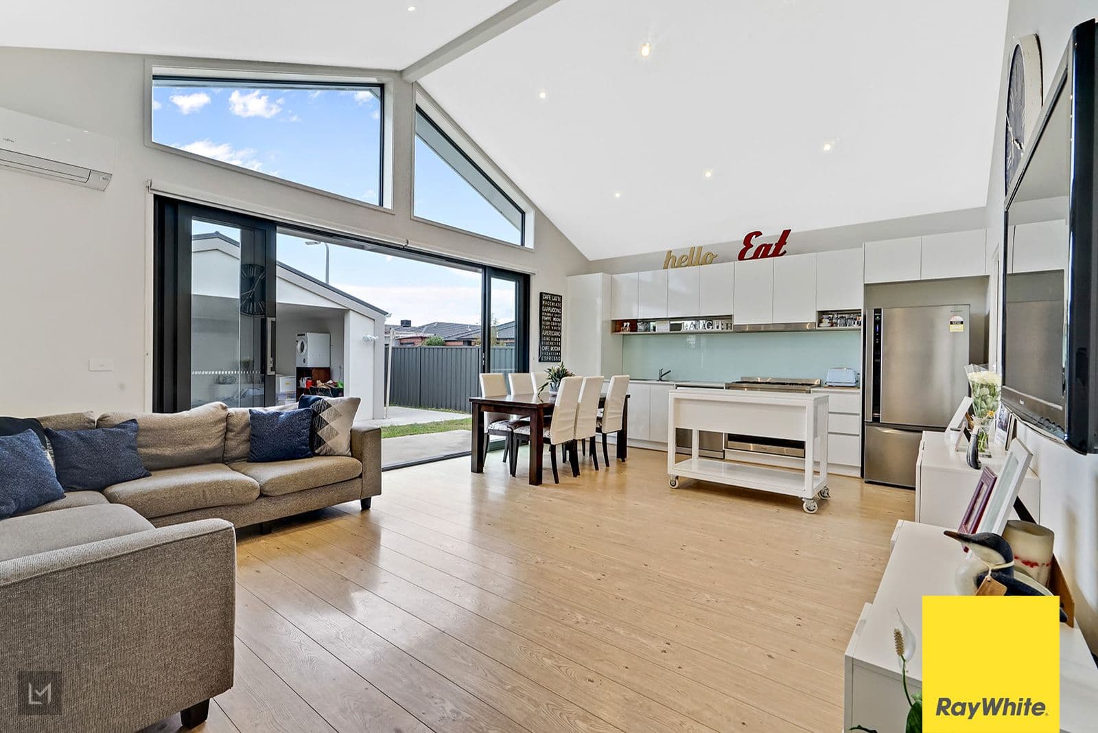 8a Miniata Way, Manor Lakes VIC 3024, Manor Lakes - Thumbnail 7