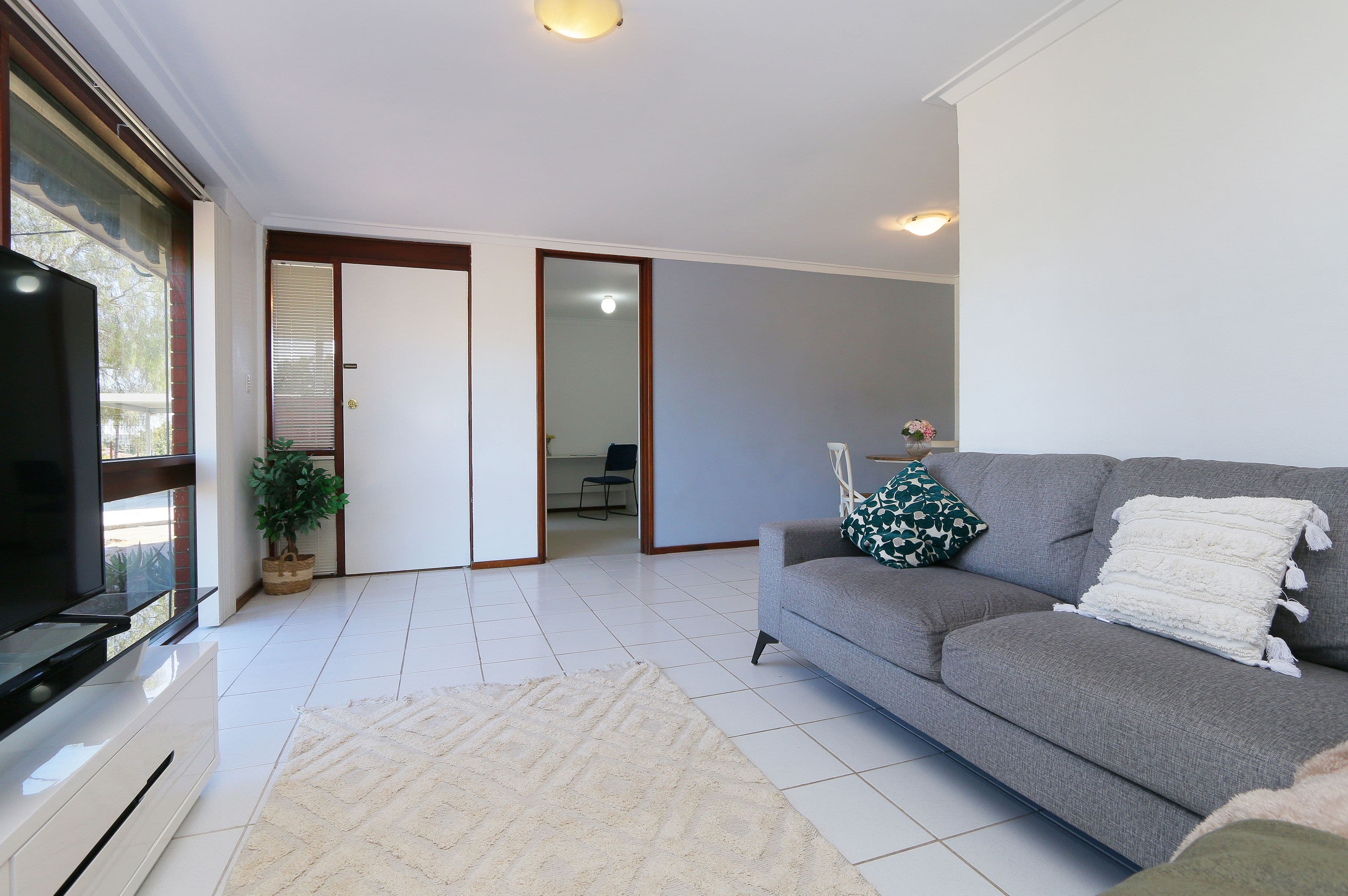 28 Winship Avenue, Wanneroo WA 6065, Wanneroo - Thumbnail 5