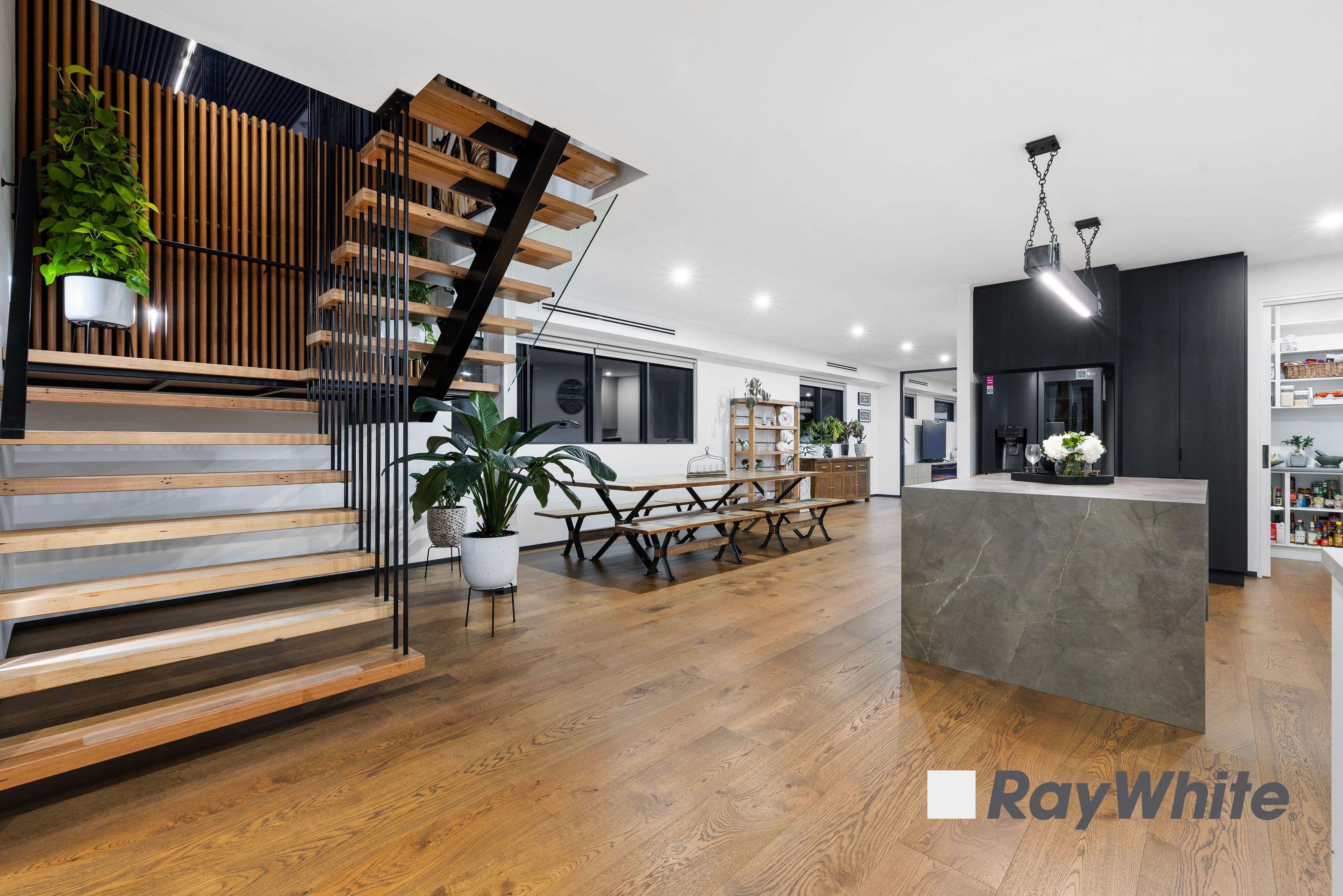 4 McKillop Place, Endeavour Hills VIC 3802, Endeavour Hills - Thumbnail 3