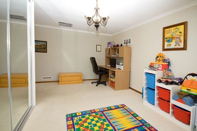 8 Indee Crescent, CRAIGMORE SA 5114, Craigmore - Thumbnail 5