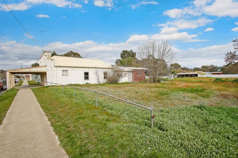 53 Commercial Street, Walla Walla - Image 1
