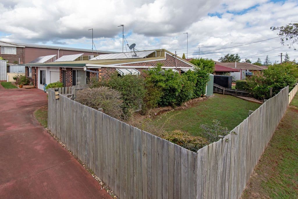 8 Gibson Street, Wilsonton QLD 4350, Wilsonton - Thumbnail 8