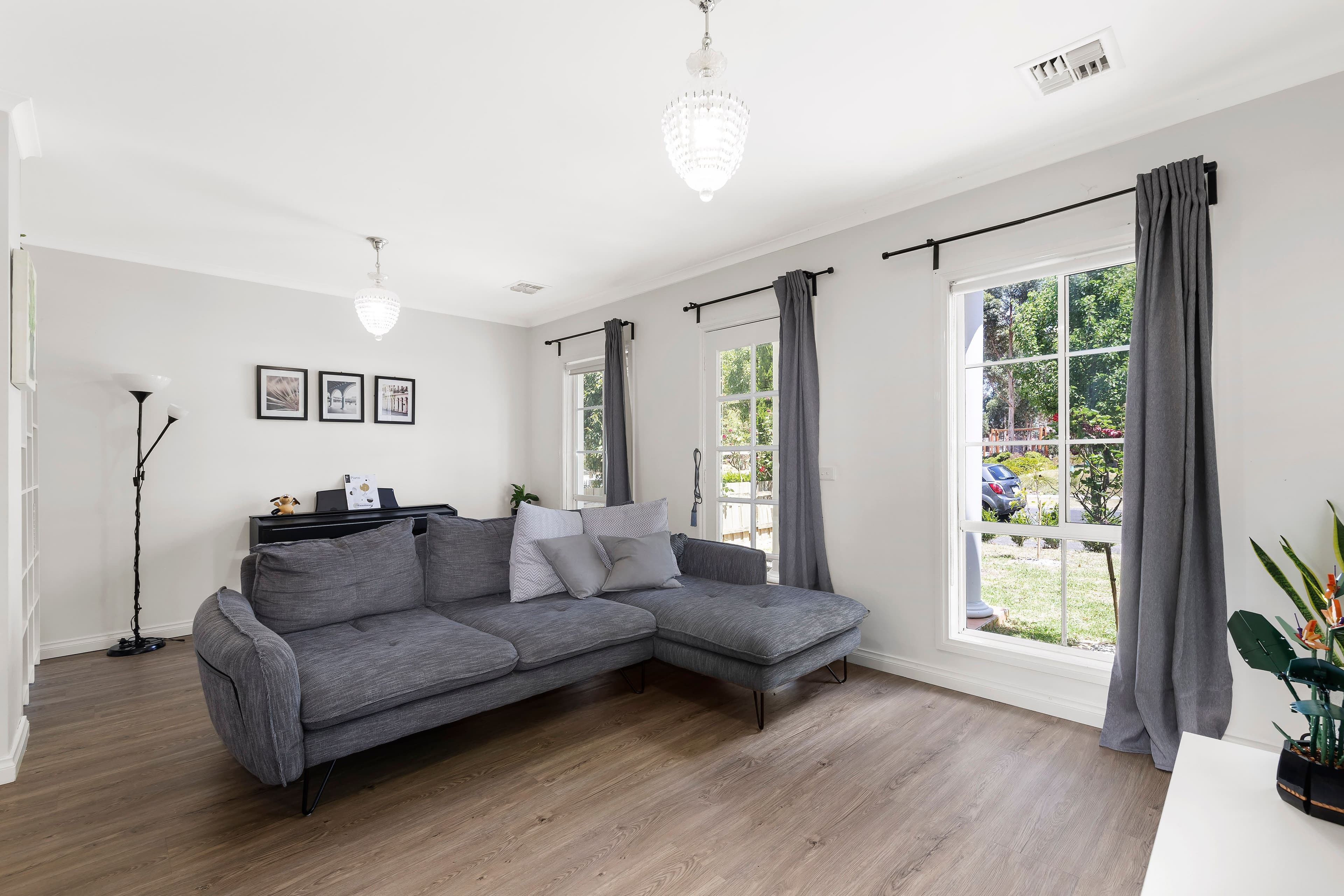 10 Sugar Gum Drive, Bundoora VIC 3083, Bundoora - Thumbnail 2