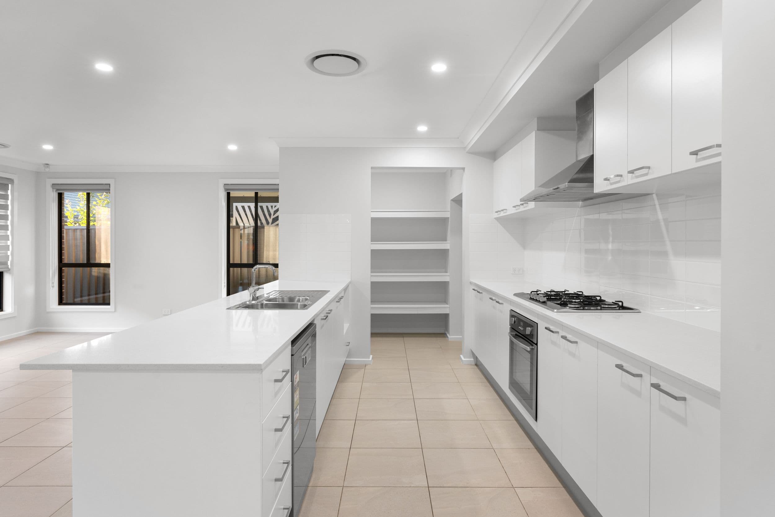 131 Armoury Road, JORDAN SPRINGS NSW 2747, Jordan Springs - Thumbnail 2