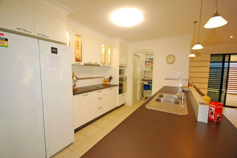 6 Nedwell Place, YEPPOON QLD 4703, Yeppoon - Thumbnail 2